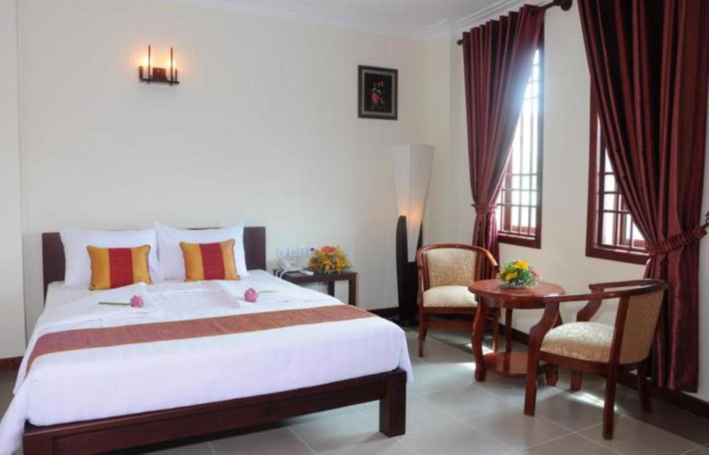 V N E Hotel Phnom Penh Room photo